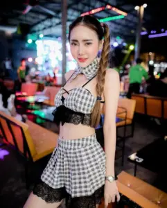 ใบกิ่ง จิรภาภรณ์ 16